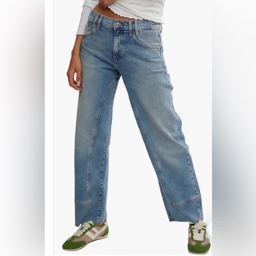 NWT We The Free Risk Taker Raw Hem Straight Classic Jeans sz 33 Blue